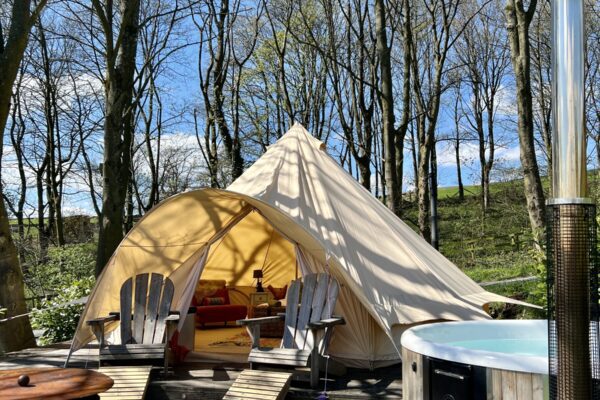 Bell tent with private hot tub at Catgill Farm glamping site